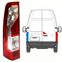 Zadní lampa na Renault Master 2010- / Levá 8436