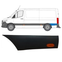 Boční lišta zadního blatníku za kolem pro světlo na Mercedes Sprinter 2018- / Levá / Sada 16647