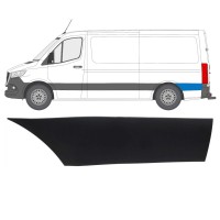 Boční lišta zadního blatníku za kolem na Mercedes Sprinter 2018- / Levá 16643