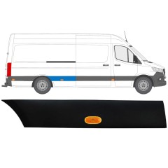 Boční lišta zadního blatníku pro světlo na Mercedes Sprinter 2018- / Pravá / Sada 12964